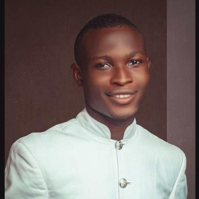 Noah Abayomi, CEO of Pinnacle Tech Hub